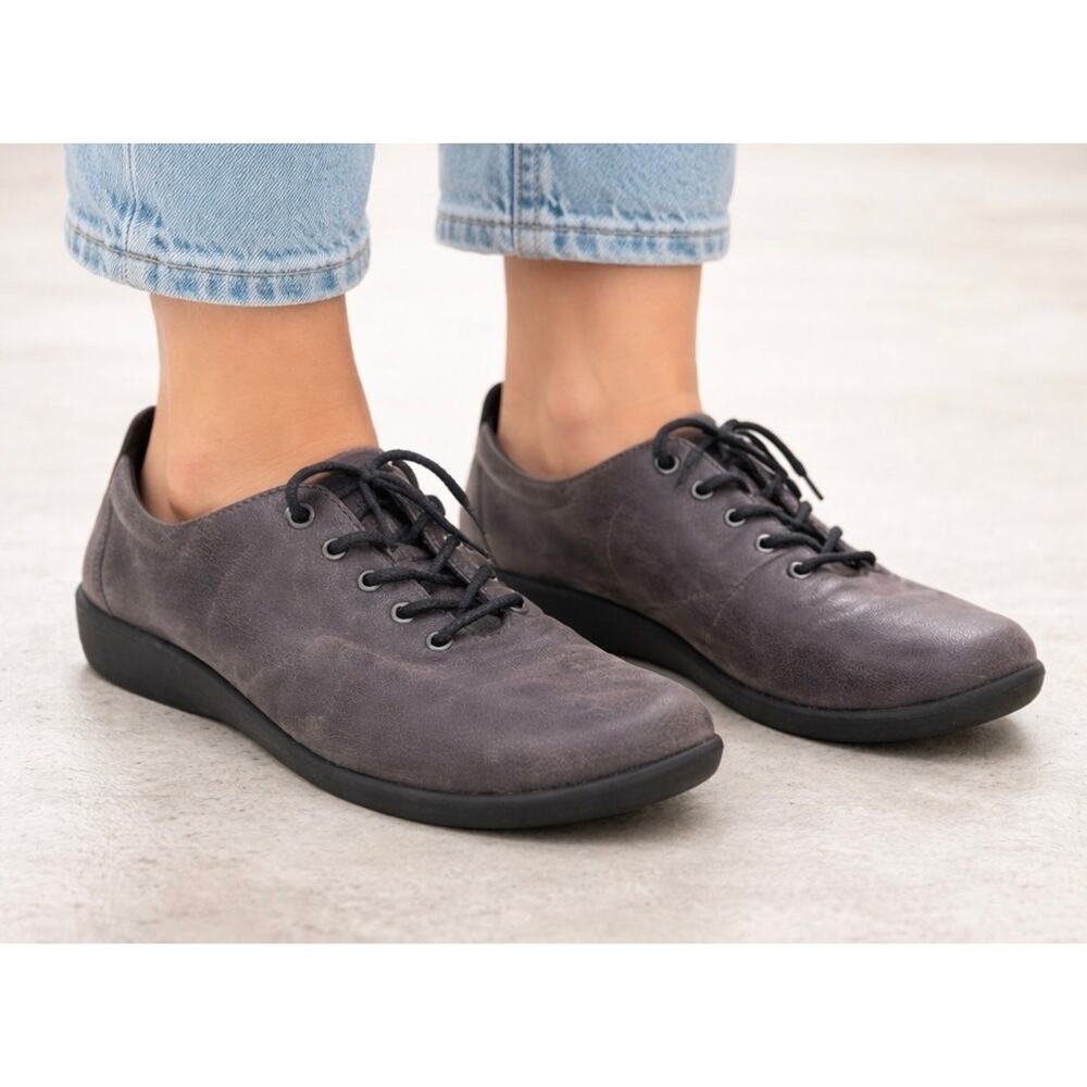 CLARKS CLOUD STEPPERS SOFT CUSHION Purple Casual Sneakers Flats Shoes sz 6.5 M